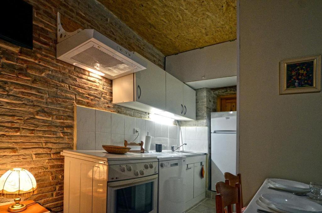 Studio Apartment La Maison De Catherine Ровинь Экстерьер фото