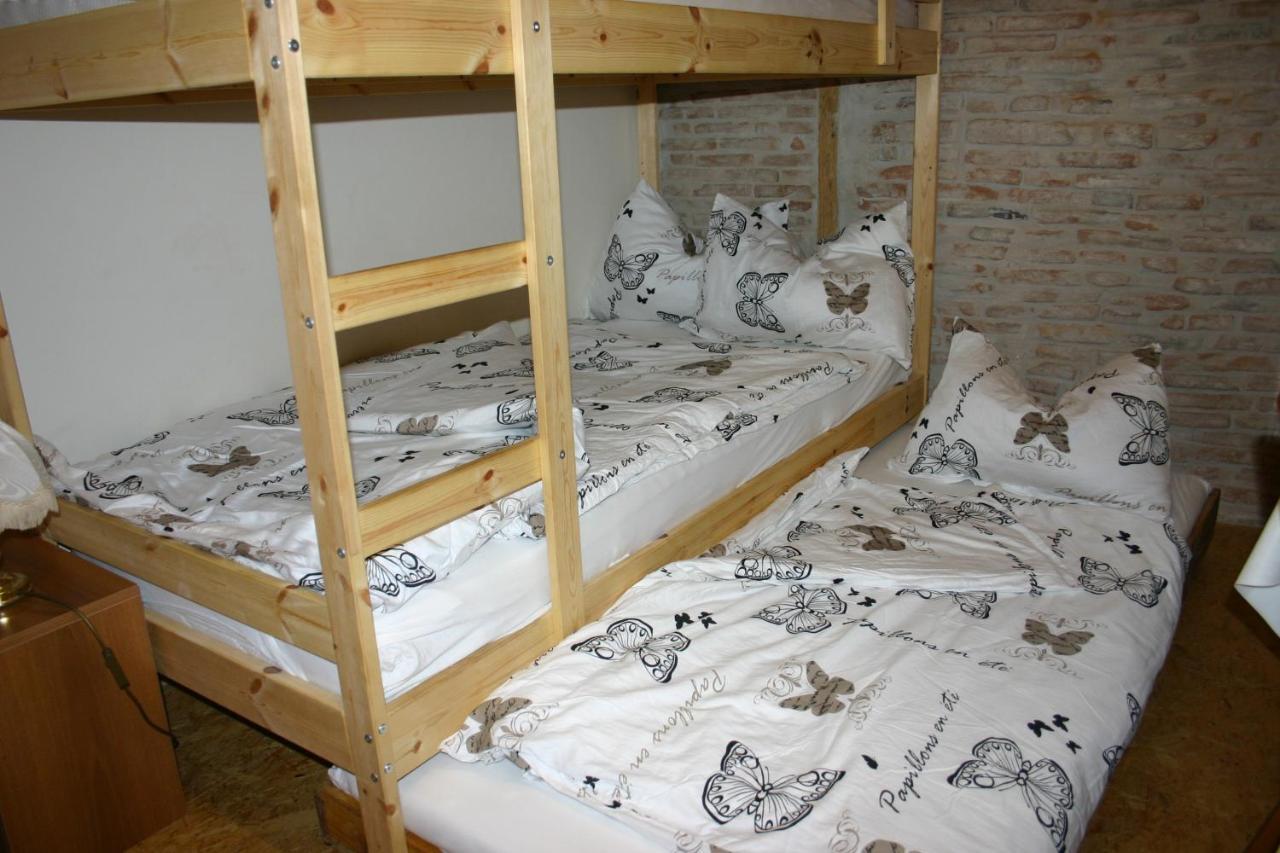 Studio Apartment La Maison De Catherine Ровинь Экстерьер фото