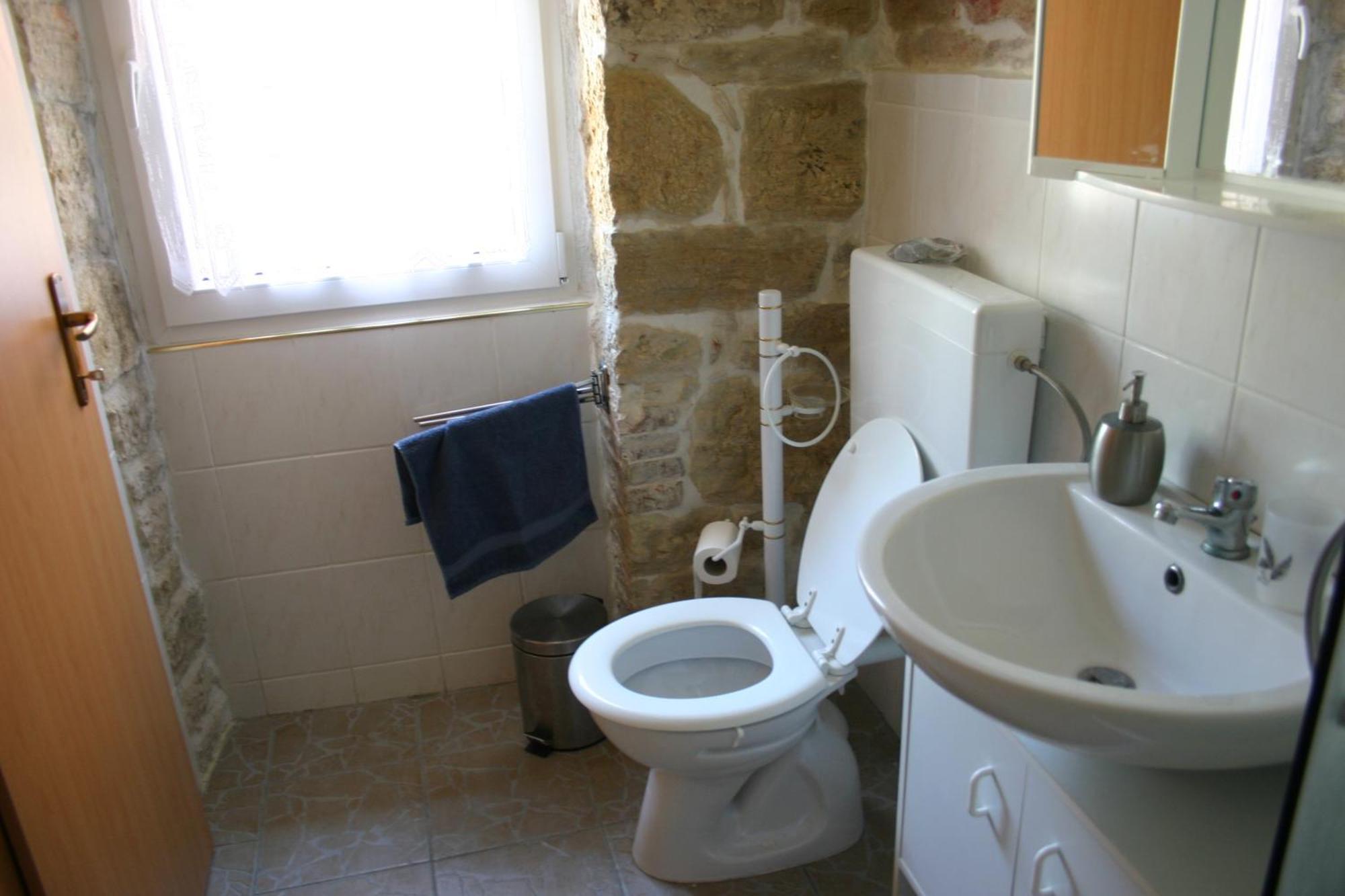 Studio Apartment La Maison De Catherine Ровинь Экстерьер фото